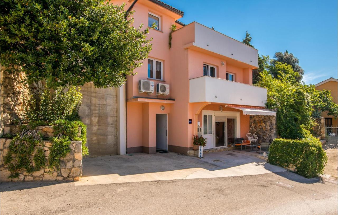 Beautiful Apartment In Stara Baska With Wifi Экстерьер фото