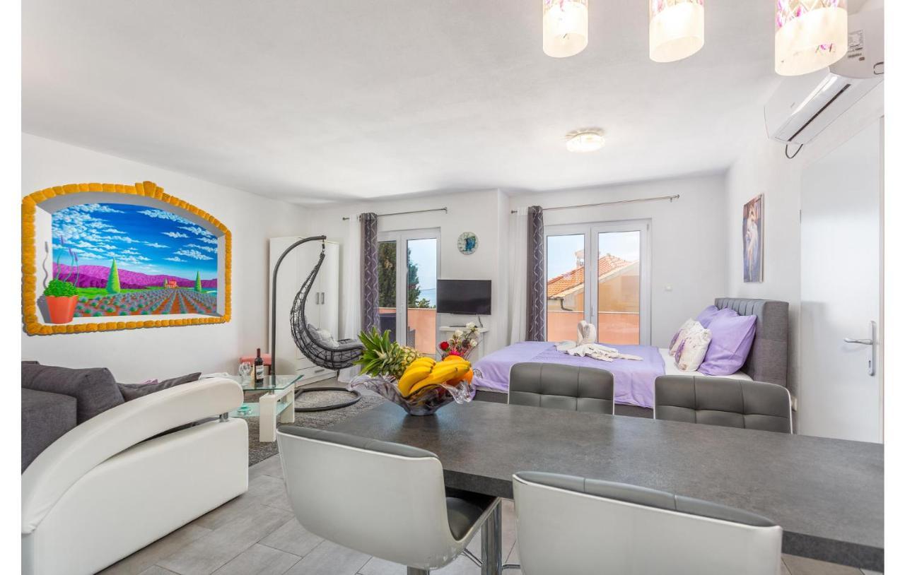Beautiful Apartment In Stara Baska With Wifi Экстерьер фото